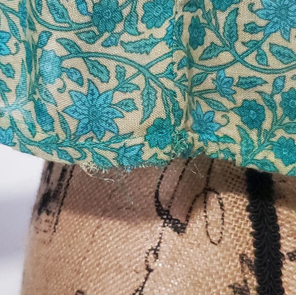 Spell Aloha Fox top - Picture 5 of 10